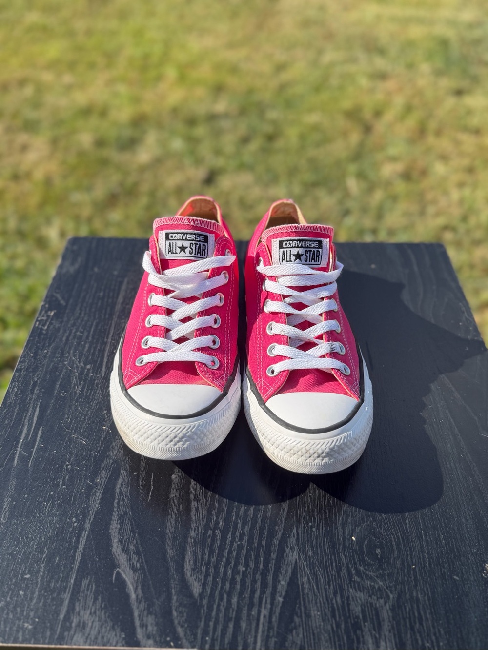 Converse Low Top Sneakers - Pink and White